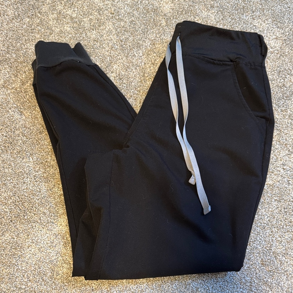 Figs Women’s Black Zamora High Waisted Joggers